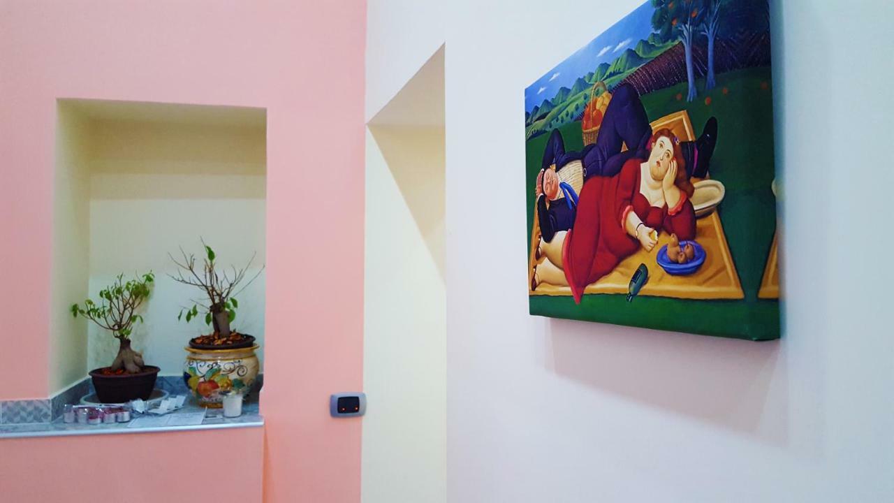 Holiday Naples Art Rooms Exteriör bild